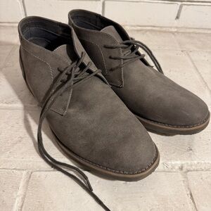 Men’s DEXTER Lodge plain toe gray chukka boot, size 12